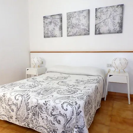 Apartamento Altamira 2 *